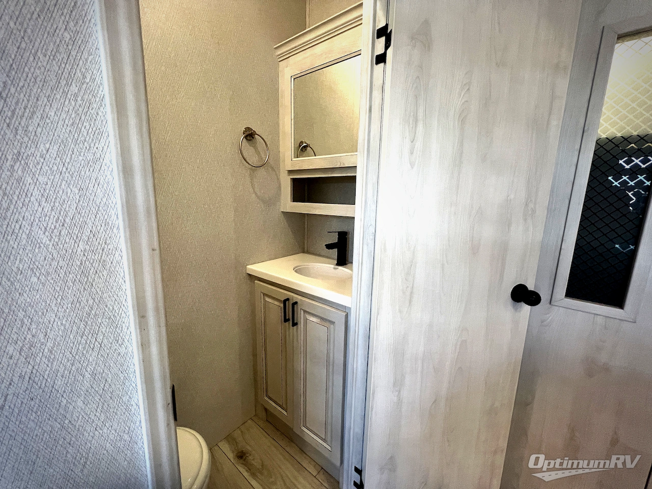 2025 East To West Ahara 380FL Photo 20