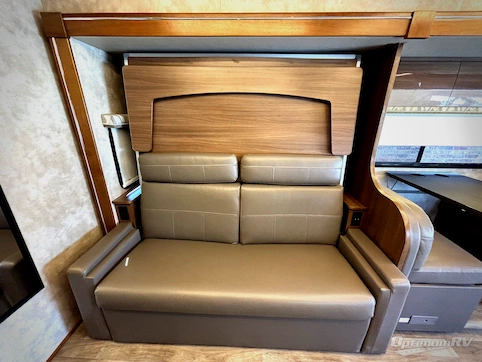 2019 Winnebago Navion 24D RV Photo 2