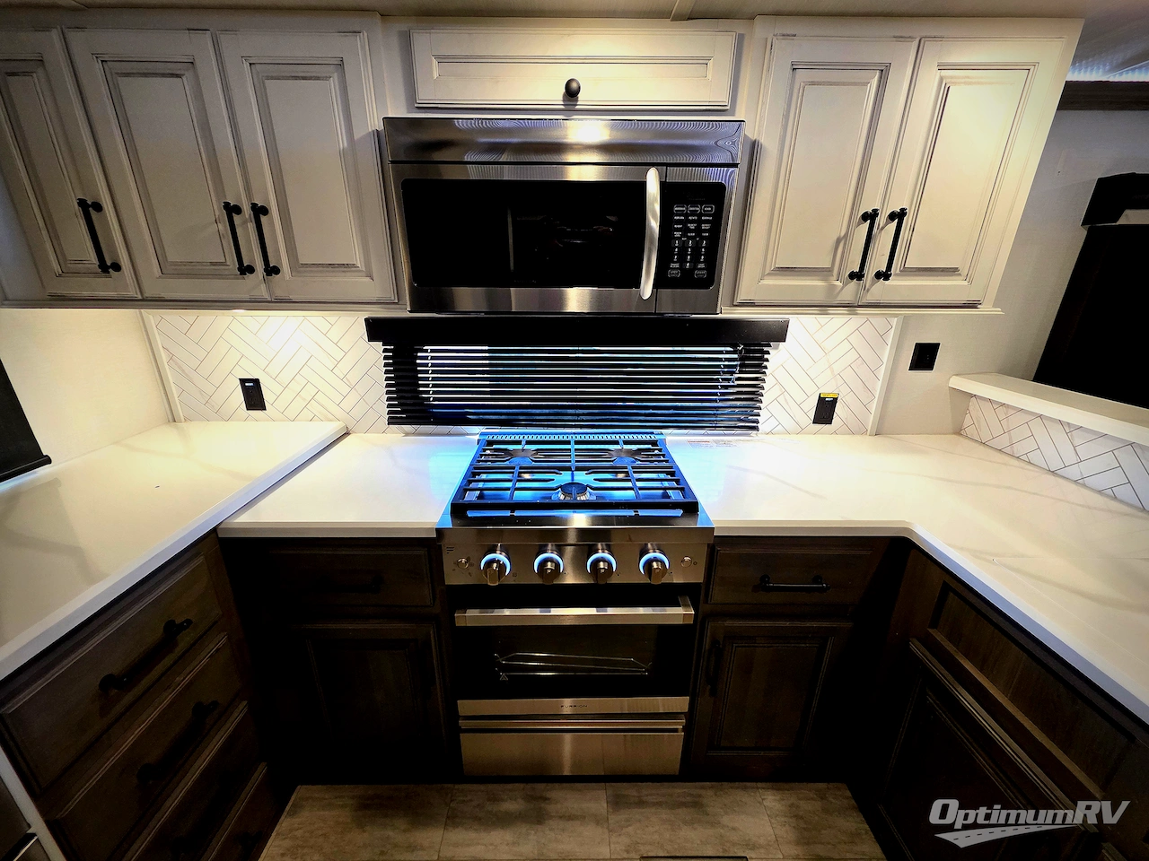 2023 Keystone Montana 3901RK Photo 12