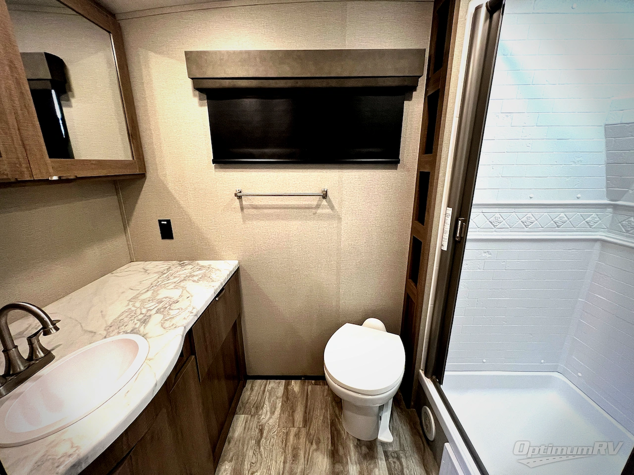 2020 Grand Design Imagine 2150RB Photo 13