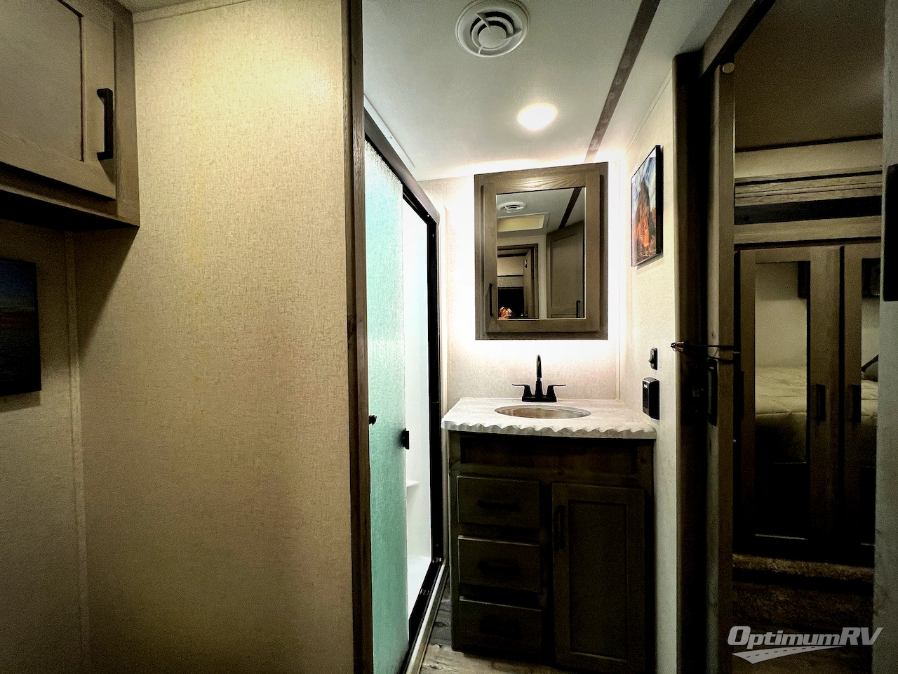 2021 Keystone Raptor 351 Photo 18