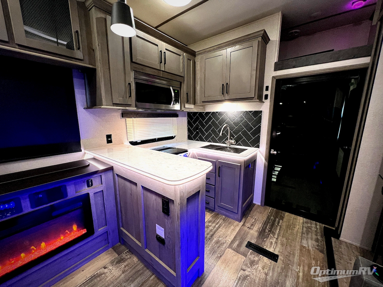 2021 Keystone Raptor 351 Photo 33