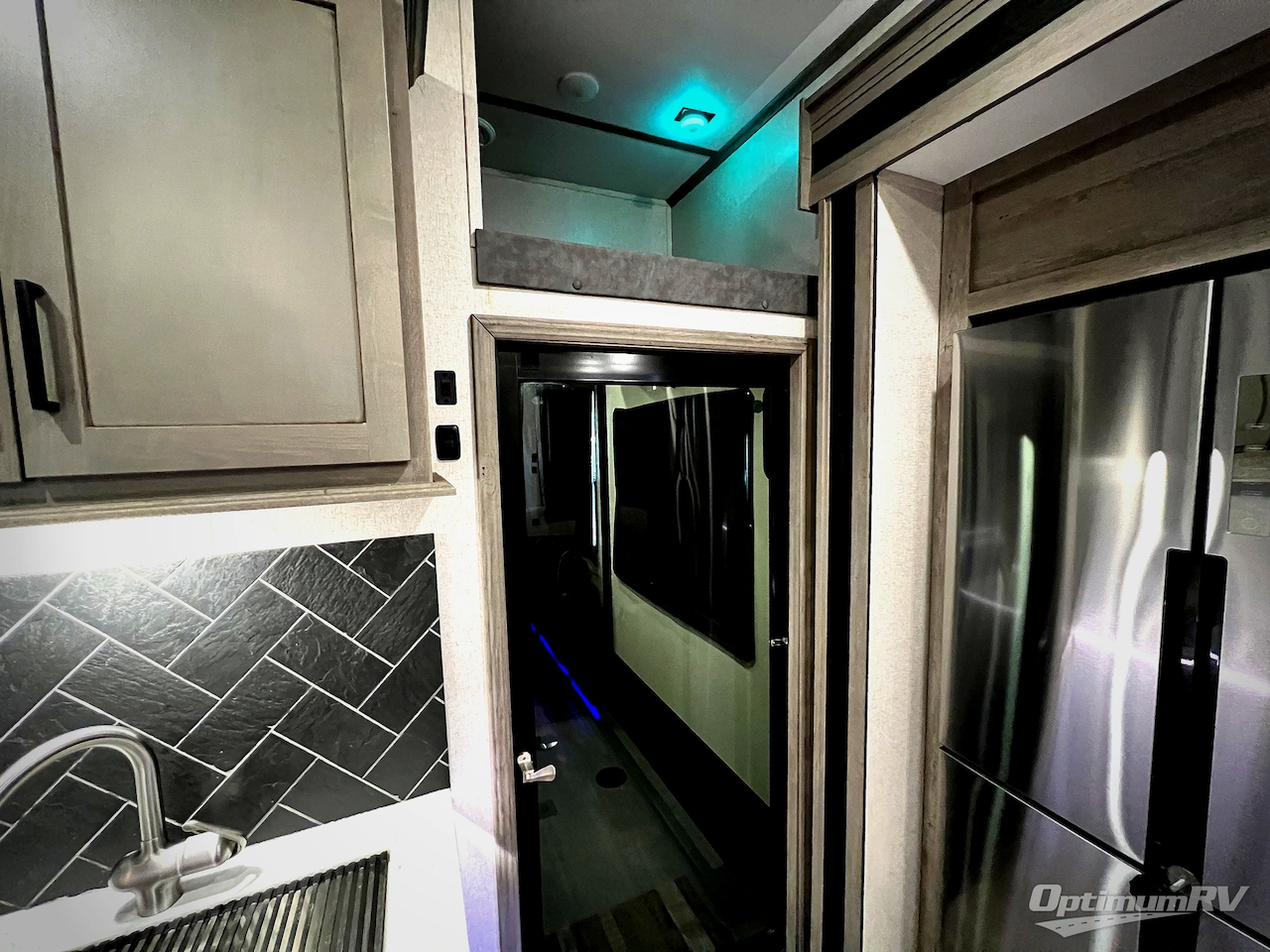2021 Keystone Raptor 351 Photo 42