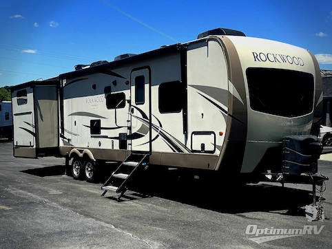 Used 2018 Forest River Rockwood Signature Ultra Lite 8326BHS Featured Photo