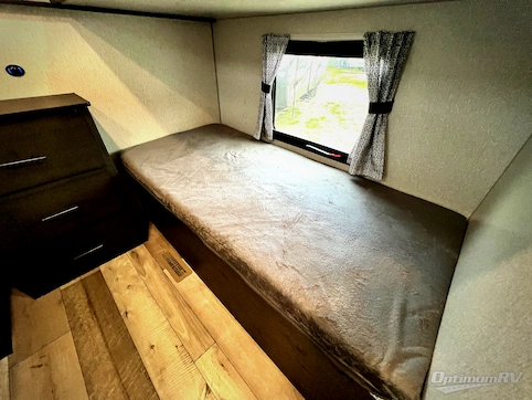 2022 KZ Sportsmen 362BH RV Photo 3