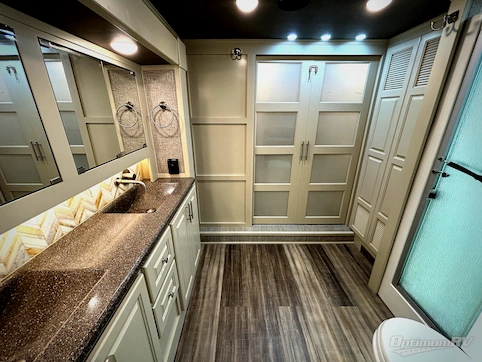 2022 Luxe by the RV Factory Luxe Elite 38GFB RV Photo 2