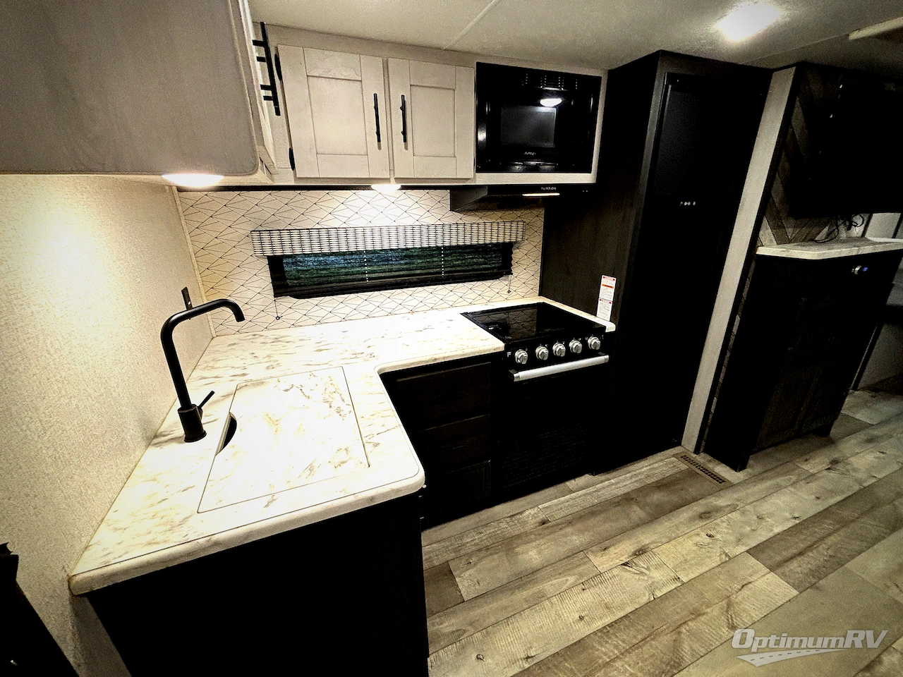 2022 KZ Confluence 26BH Photo 8