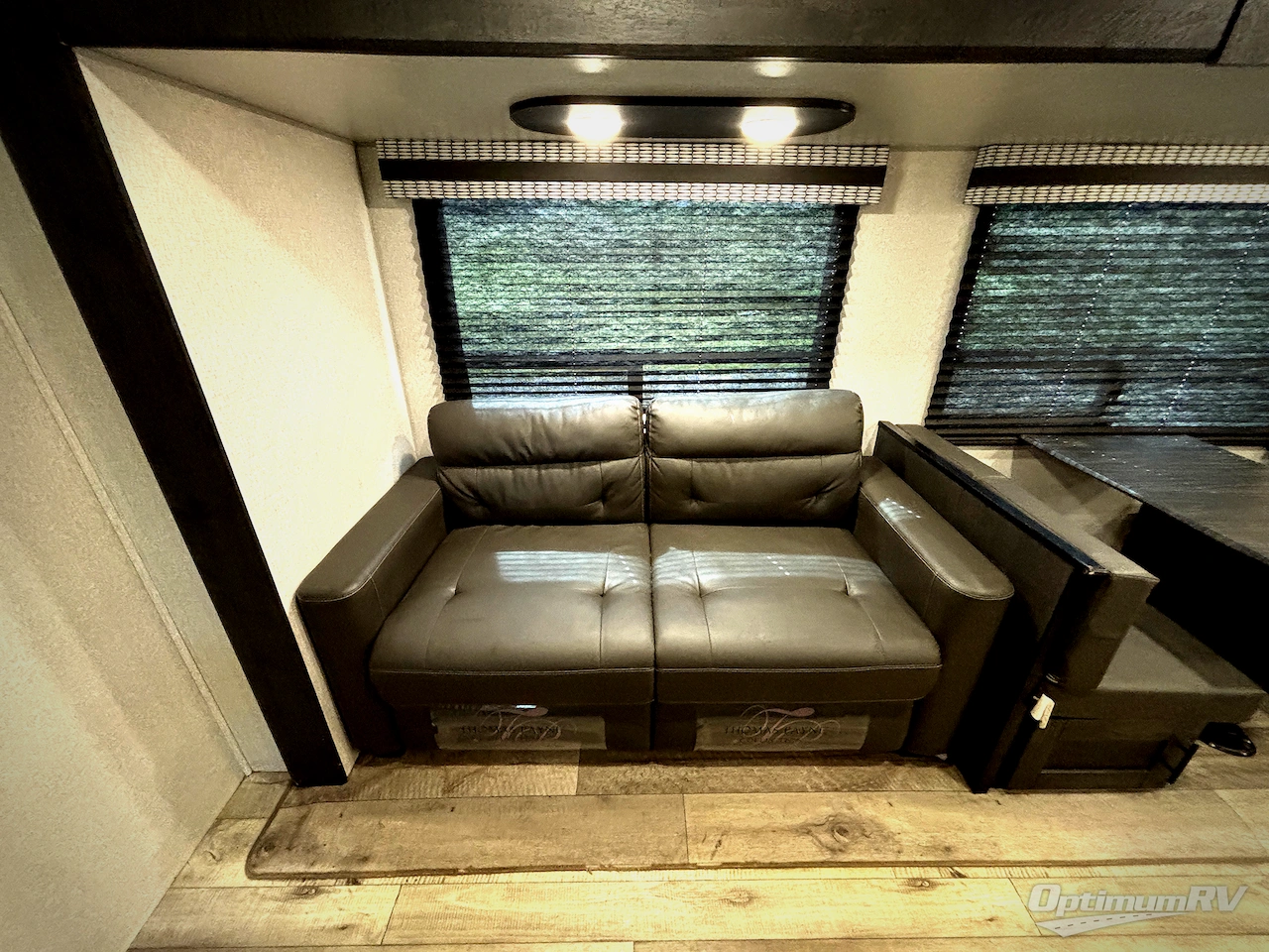 2022 KZ Confluence 26BH Photo 10