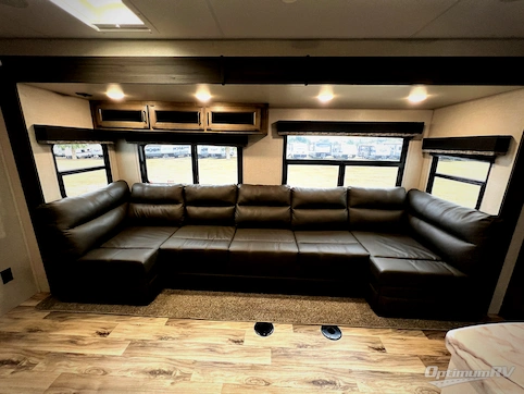 2021 Venture SportTrek ST281VBH RV Photo 2