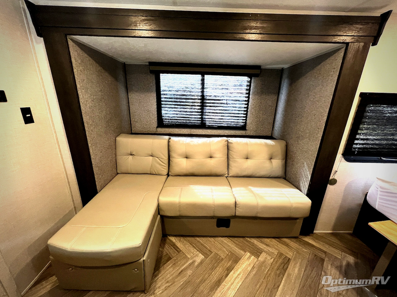 2021 Forest River Ozark 1800QS Photo 7