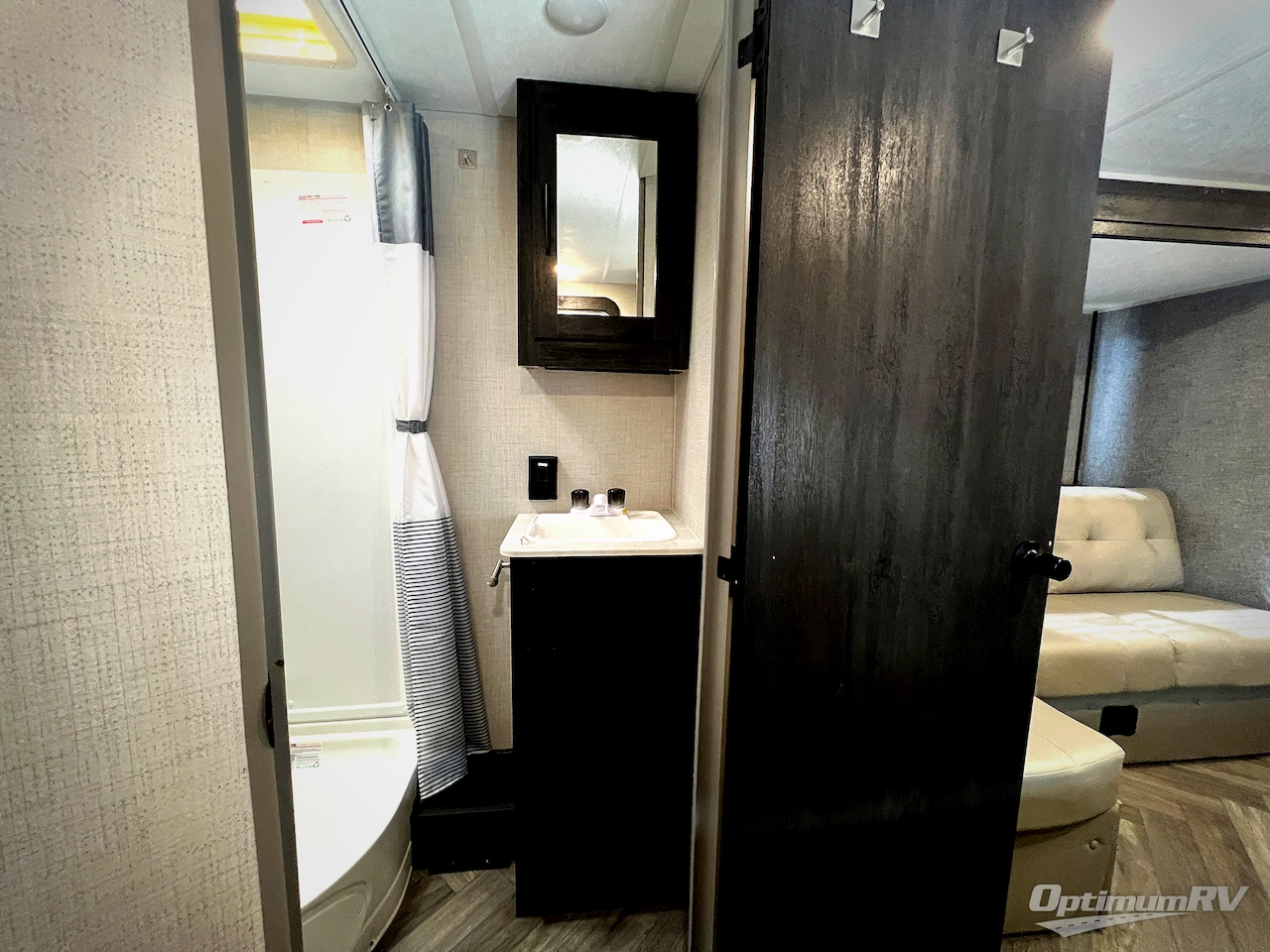 2021 Forest River Ozark 1800QS Photo 14