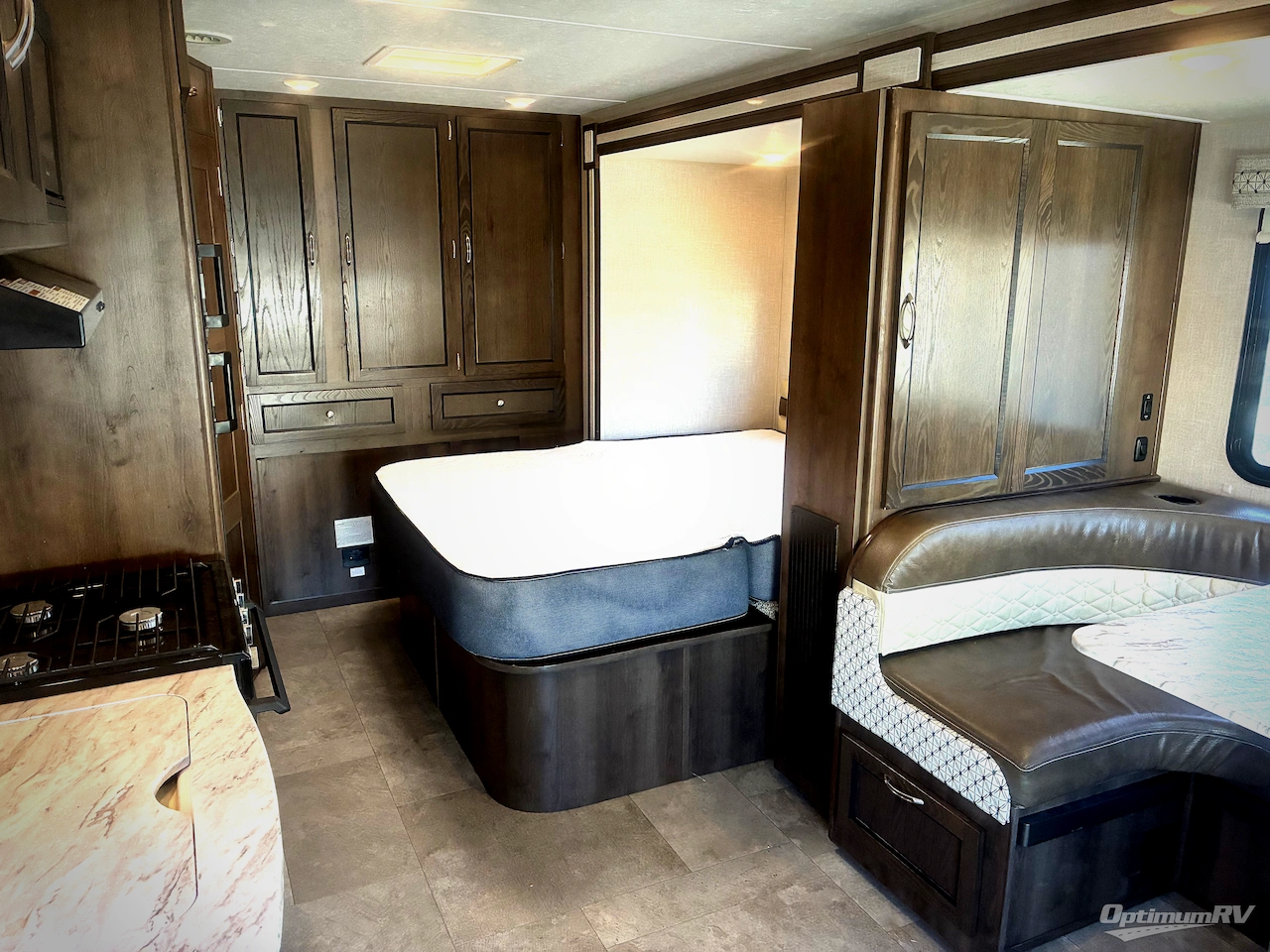 2020 Coachmen Prism 2200FS Photo 5