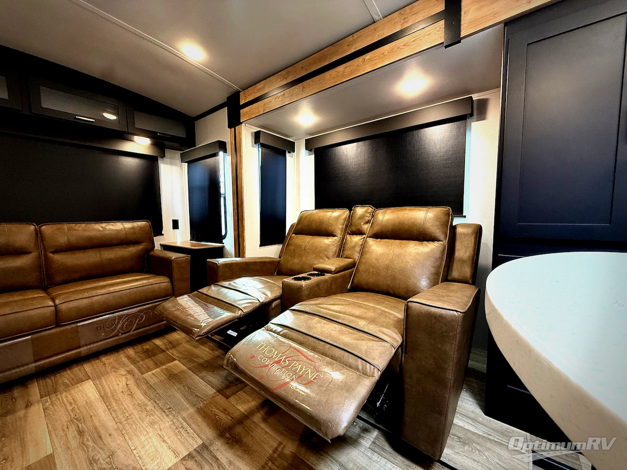 2022 Keystone Outback 330RL Photo 10