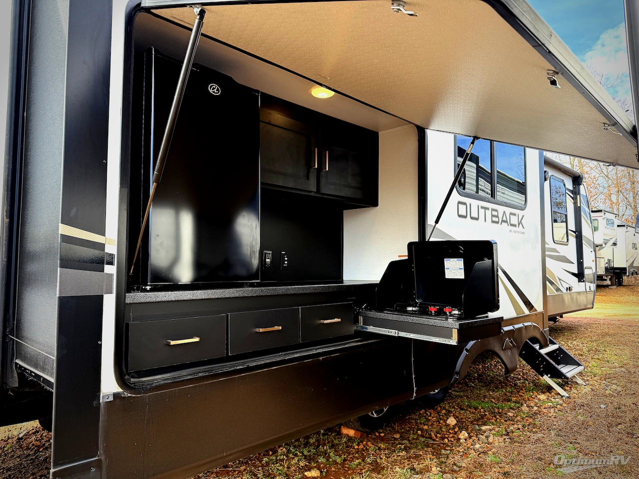 2022 Keystone Outback 330RL Photo 24