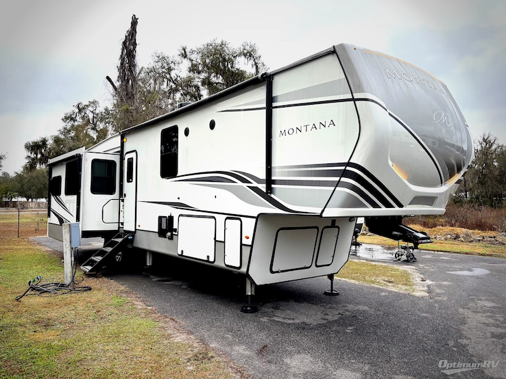 2022 Keystone Montana 3931FB RV Photo 1