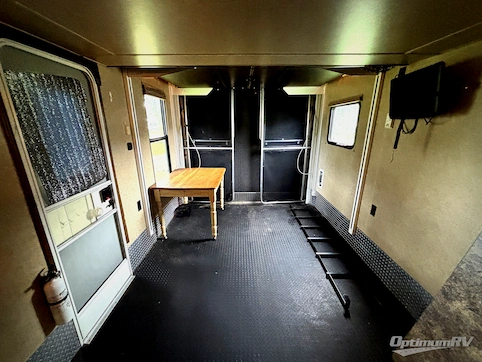 2013 KZ Inferno 3710T RV Photo 4