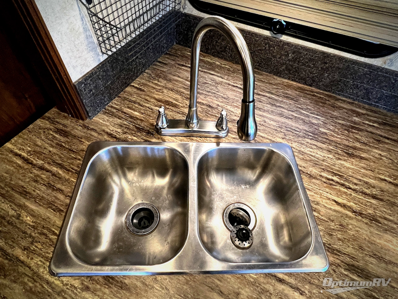 2017 Coachmen Pursuit 33 BH Photo 19