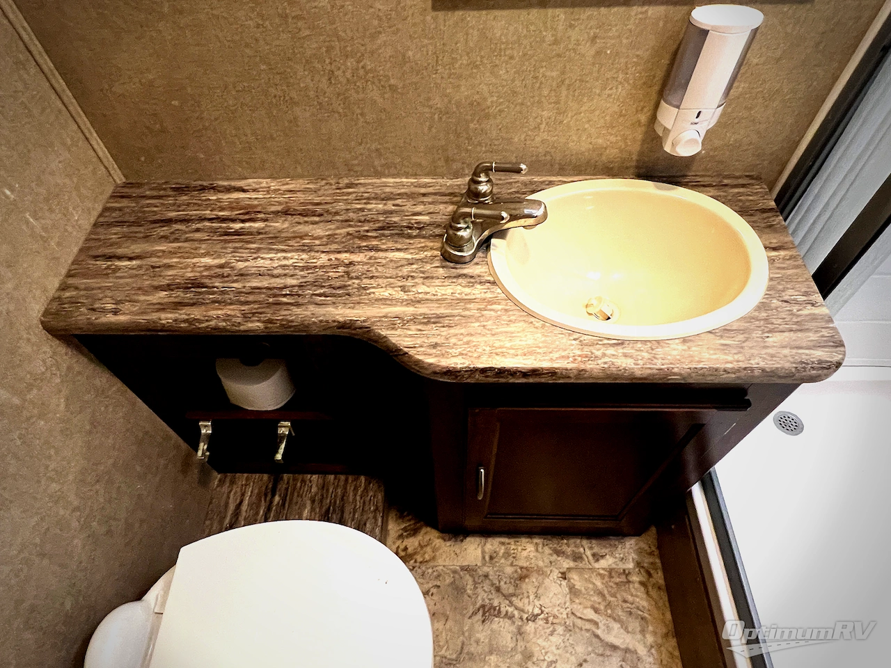 2017 Coachmen Pursuit 33 BH Photo 26