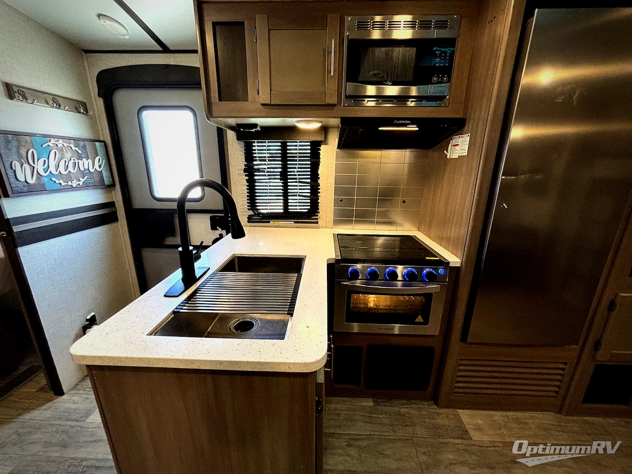 2021 CrossRoads Sunset Trail SS272BH Photo 9