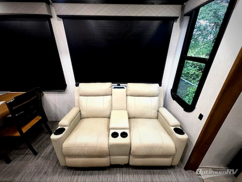 2022 Heartland Bighorn 3970FB RV Photo 2