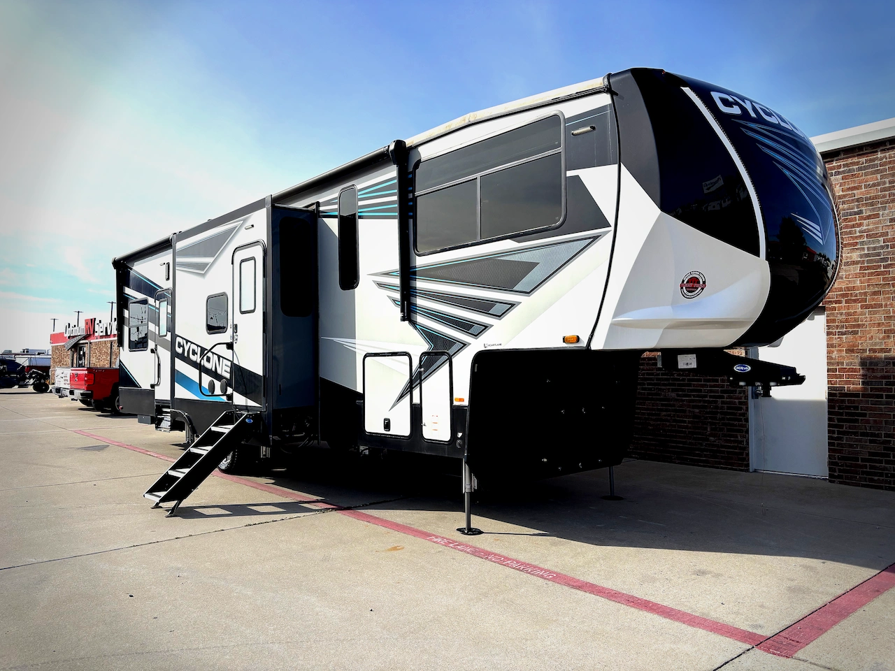 2021 Heartland Cyclone 3413 Photo 1