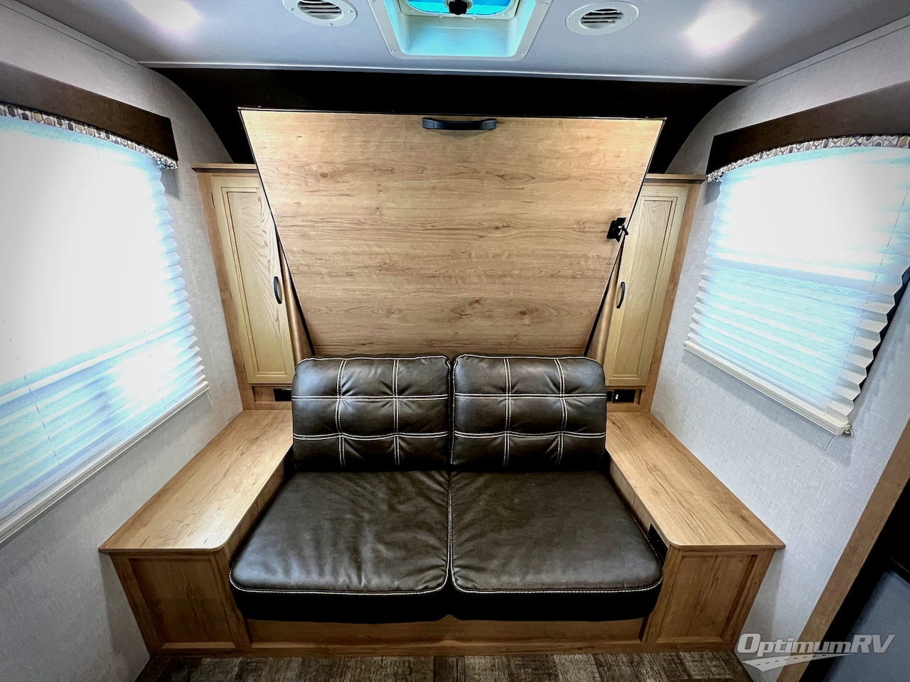 2021 Winnebago Towables Micro Minnie 2106DS Photo 6