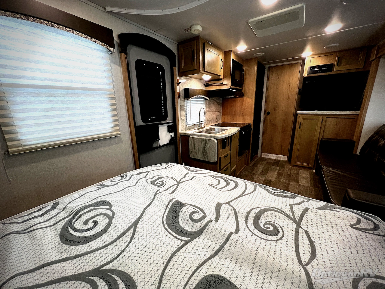 2021 Winnebago Towables Micro Minnie 2106DS Photo 11