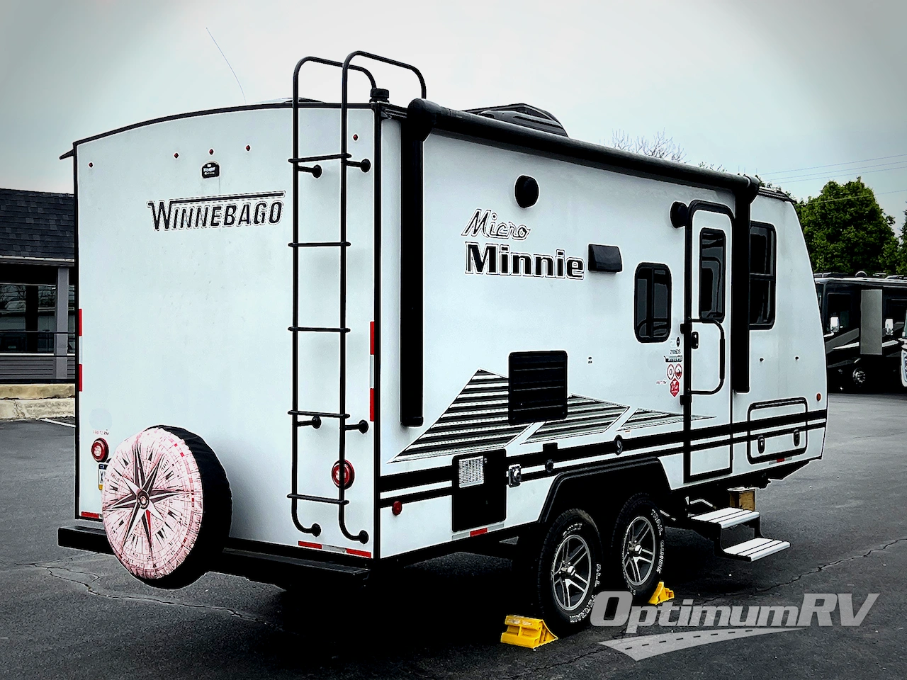2021 Winnebago Towables Micro Minnie 2106DS Photo 2