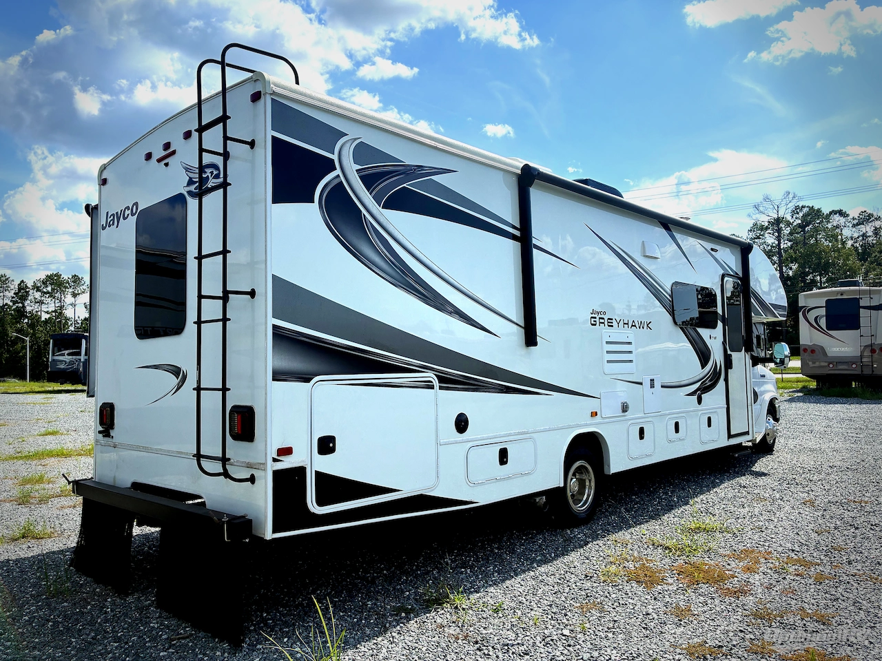 2021 Jayco Greyhawk 29MV Photo 4