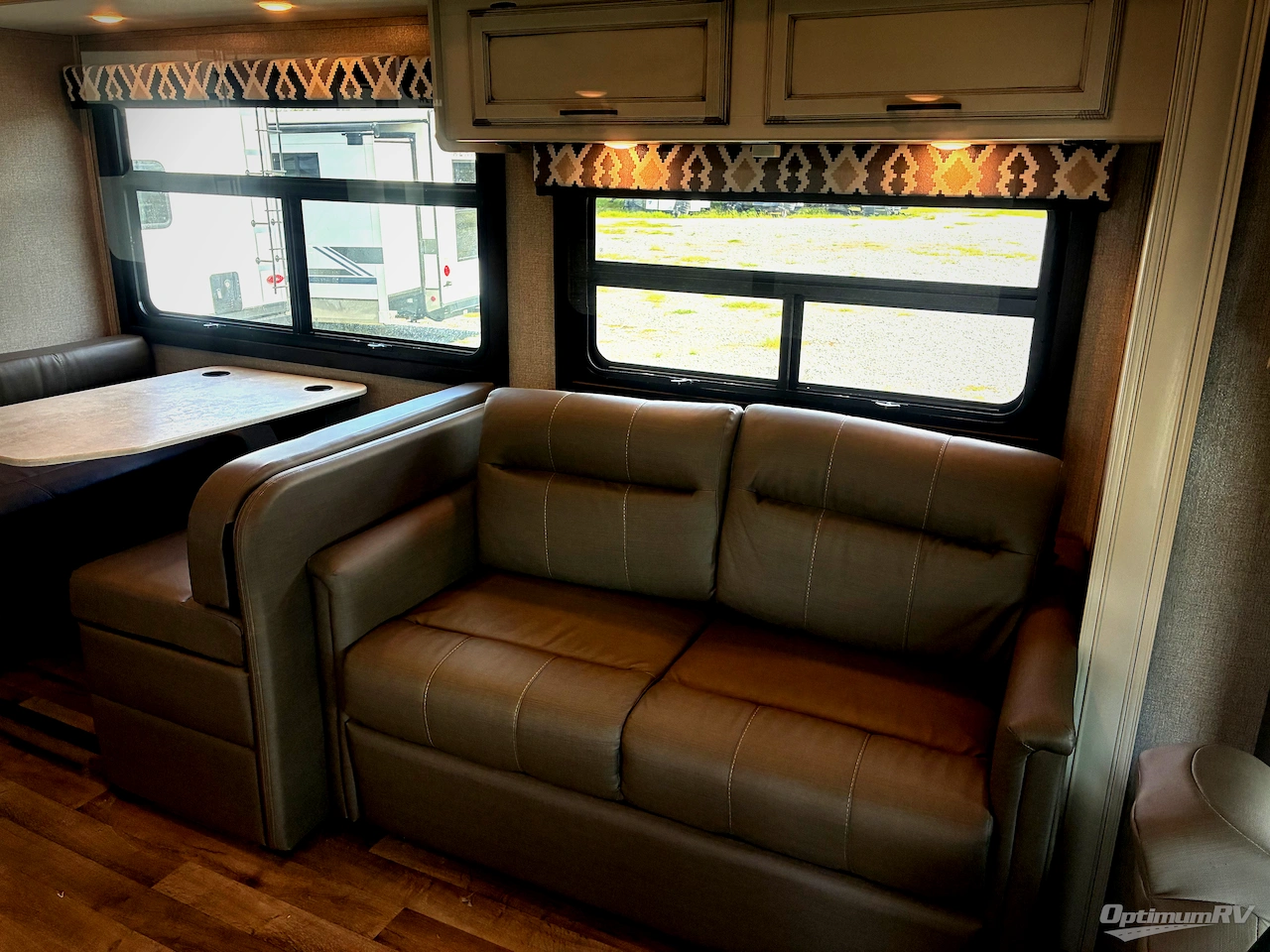2021 Jayco Greyhawk 29MV Photo 8