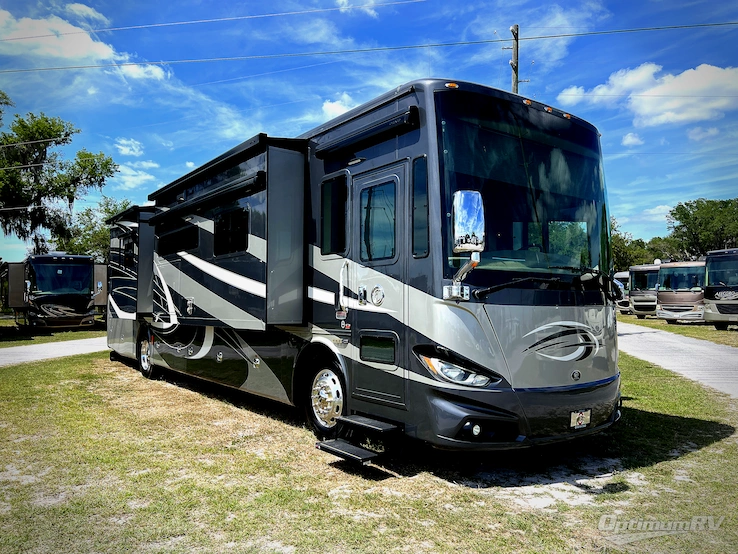 2019 Tiffin Phaeton 40 QBH RV Photo 1