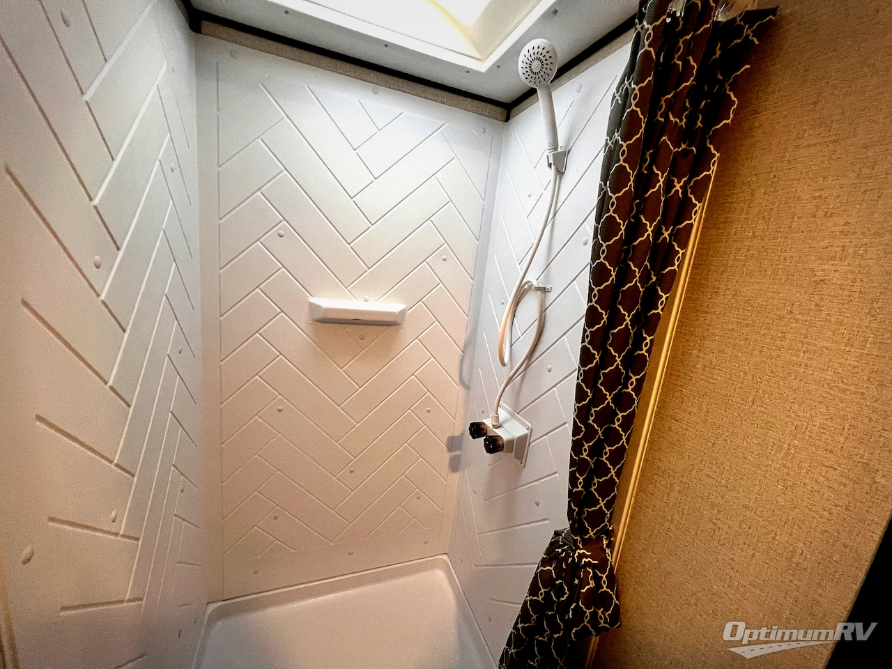 2021 Dutchmen Coleman Light 1805RB Photo 27