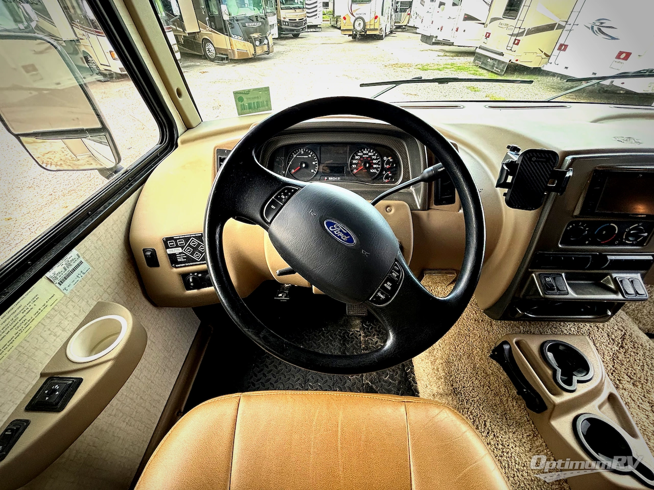 2017 Winnebago Vista 31KE Photo 7