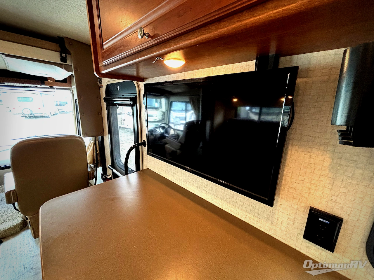 2017 Winnebago Vista 31KE Photo 20