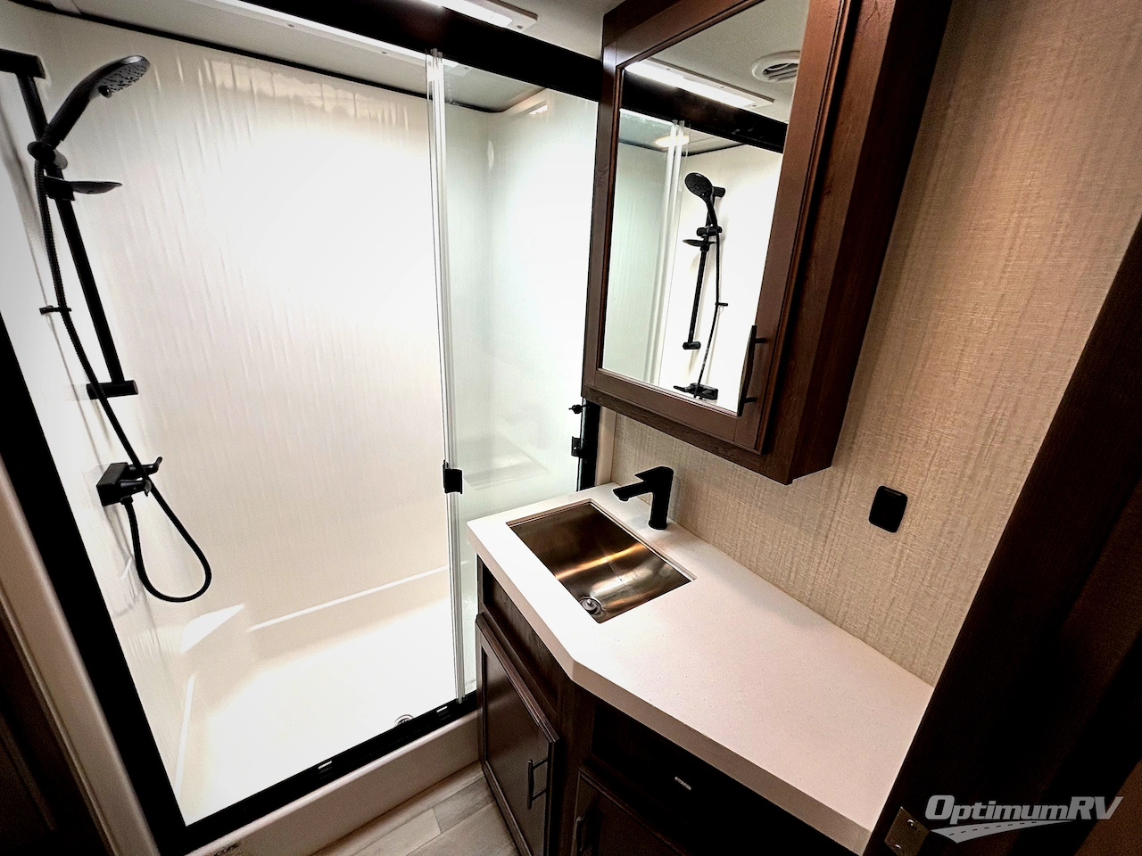 2022 Grand Design Solitude S-Class 3740BH Photo 14