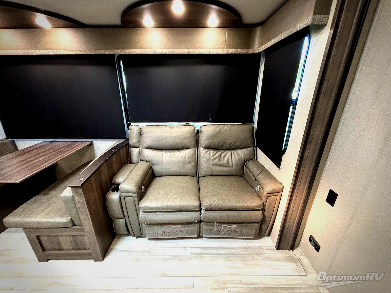 2022 Grand Design Solitude S-Class 3740BH Photo 18