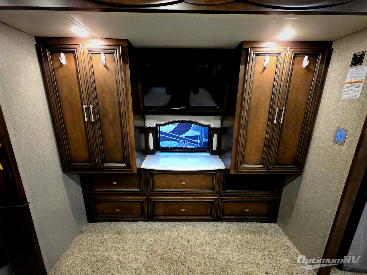 2019 Newmar Ventana LE 4037 Photo 18
