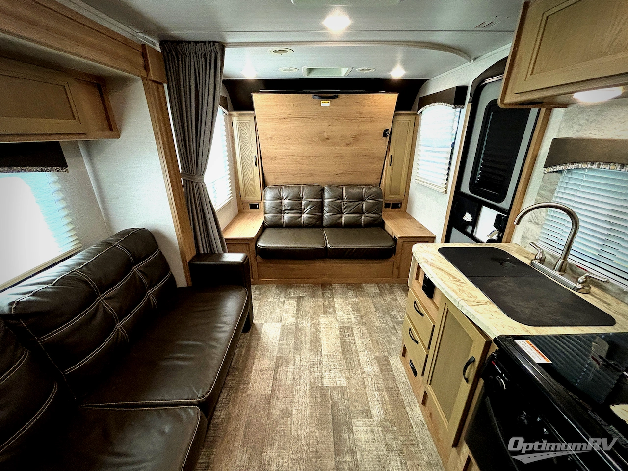 2021 Winnebago Towables Micro Minnie 2106DS Photo 5