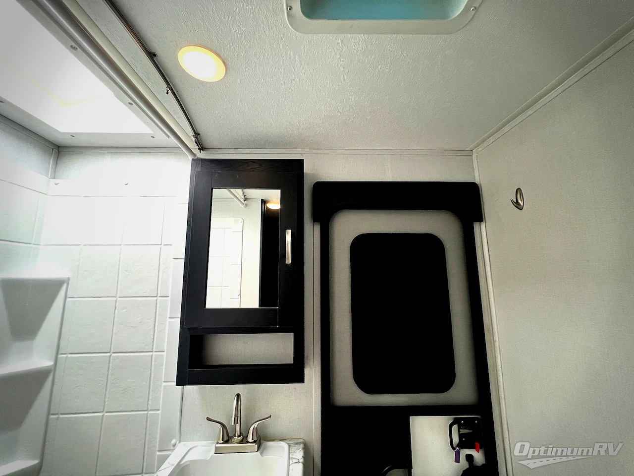 2022 Coachmen Freedom Express Select 31SE Photo 14