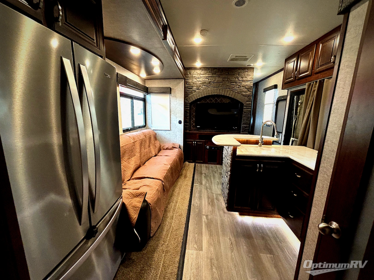 2018 Forest River Vengeance Touring Edition 40D12 Photo 5