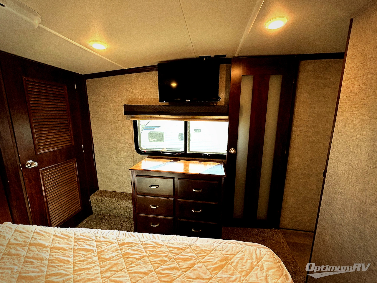 2018 Forest River Vengeance Touring Edition 40D12 Photo 9