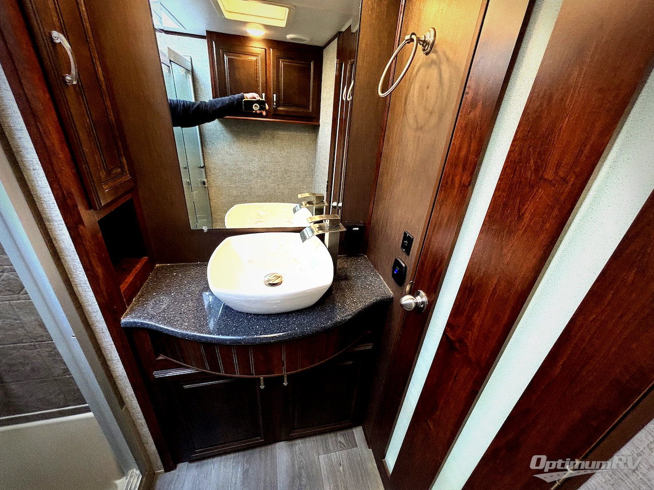 2018 Forest River Vengeance Touring Edition 40D12 Photo 14