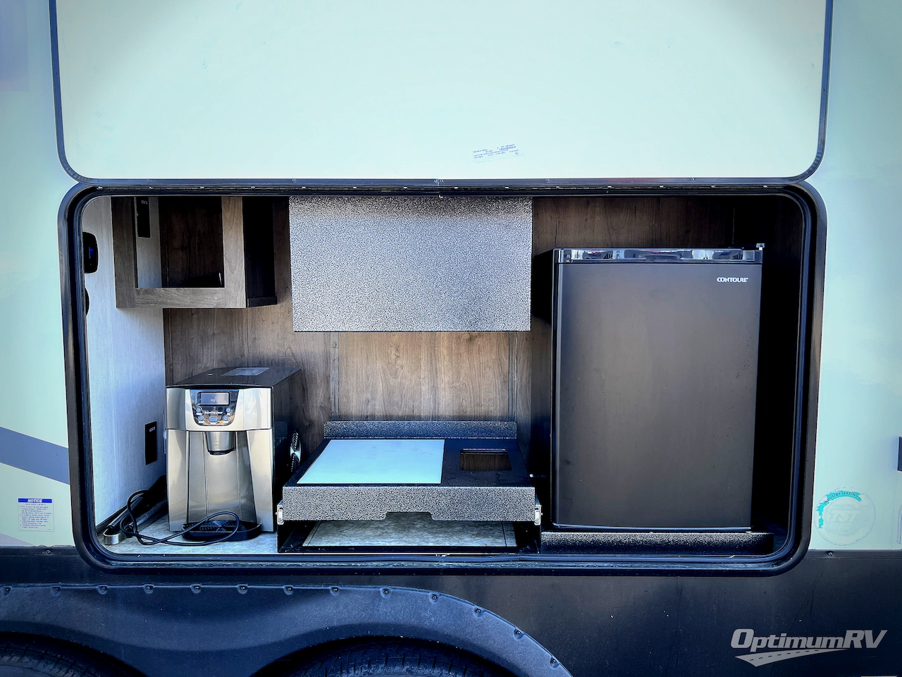 2022 Forest River Vengeance Rogue Armored VGF371A13 Photo 1