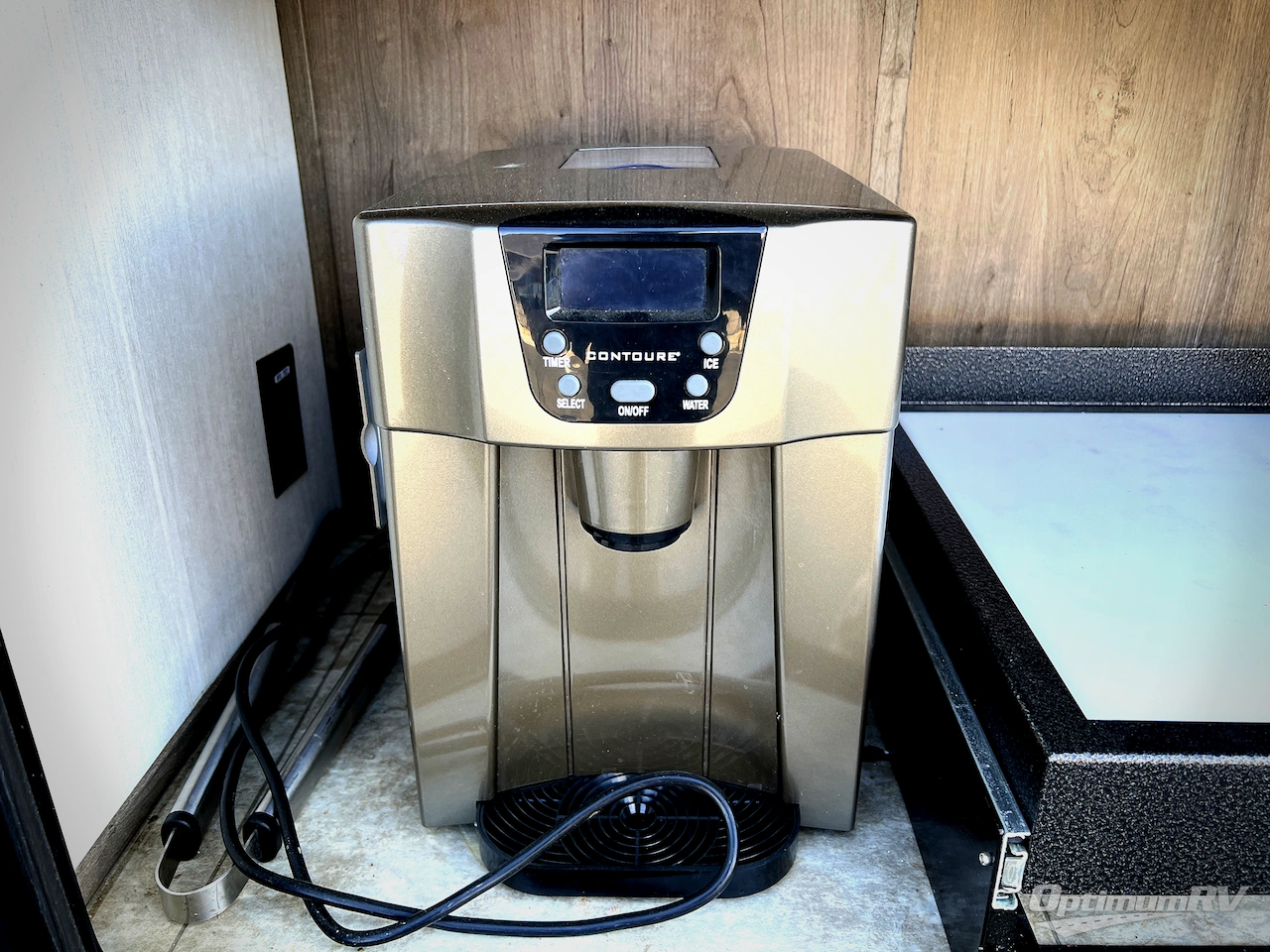 2022 Forest River Vengeance Rogue Armored VGF371A13 Photo 2