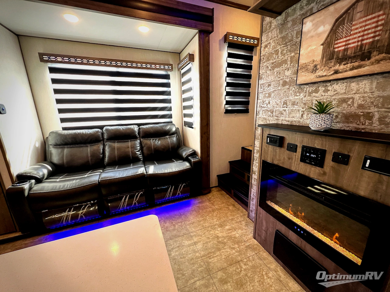 2022 Forest River Vengeance Rogue Armored VGF371A13 Photo 10