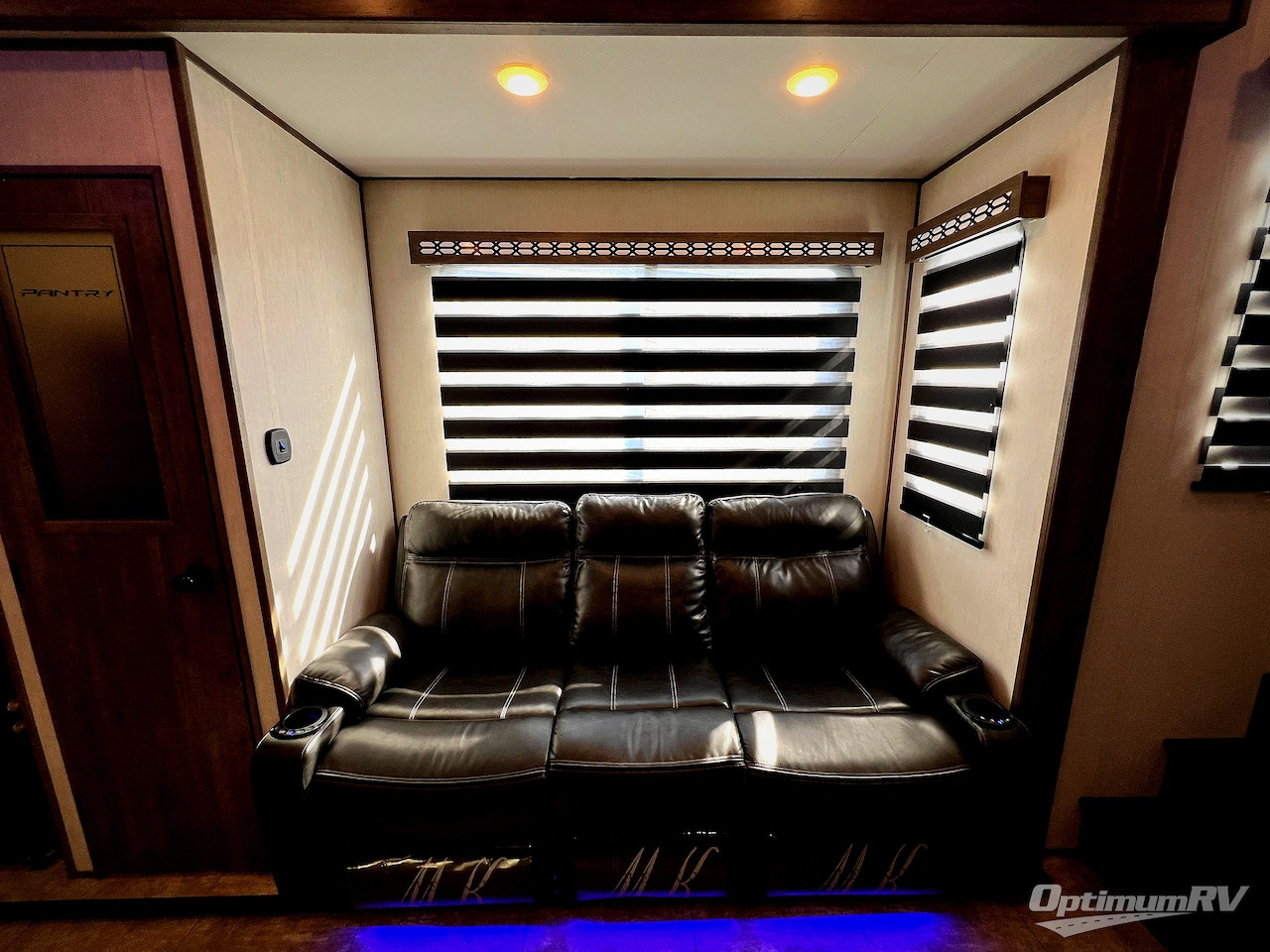 2022 Forest River Vengeance Rogue Armored VGF371A13 Photo 14