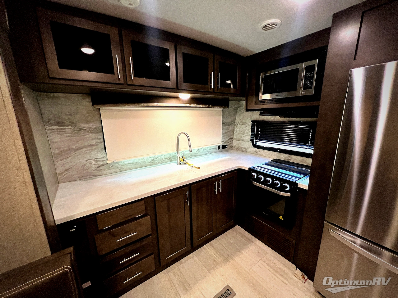 2020 Forest River Rockwood Signature Ultra Lite 8335SB Photo 18
