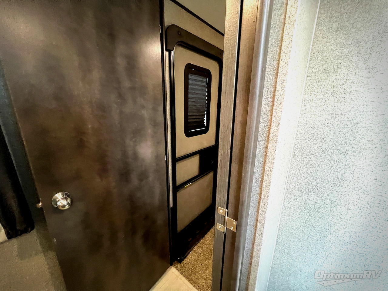 2020 Forest River Rockwood Signature Ultra Lite 8335SB Photo 32