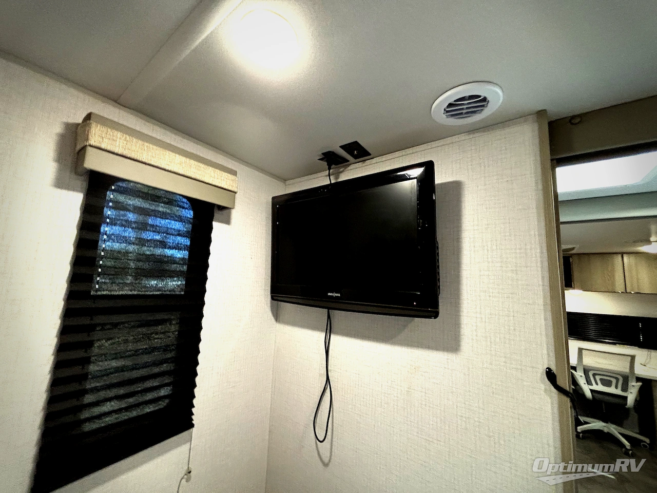 2024 Forest River Salem FSX 163RDSK Photo 8