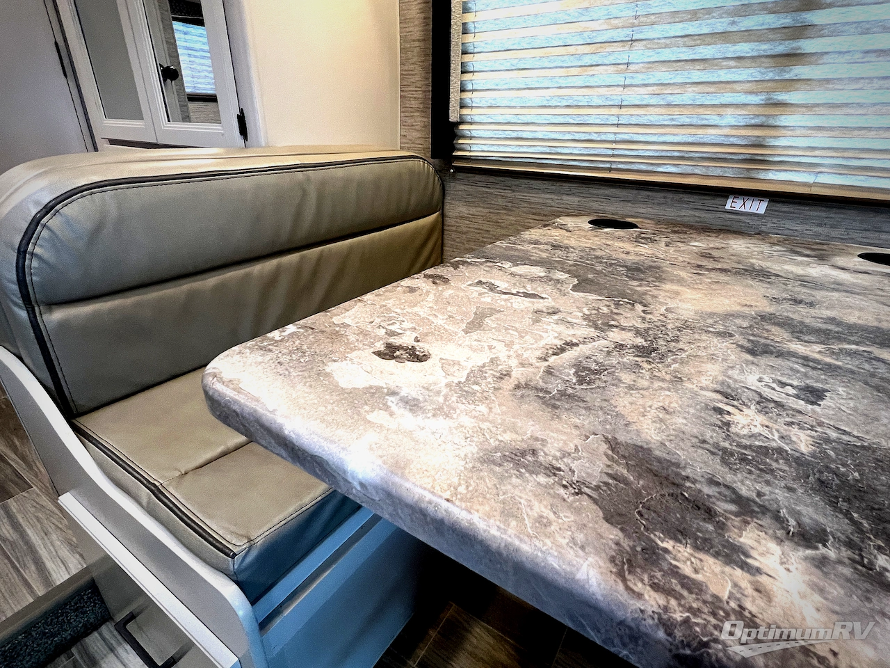 2021 Thor Four Winds 22E Photo 15